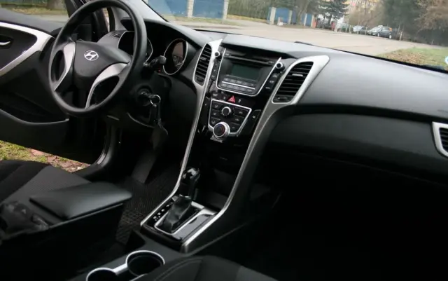 HYUNDAI I30 1.6 GDI Classic