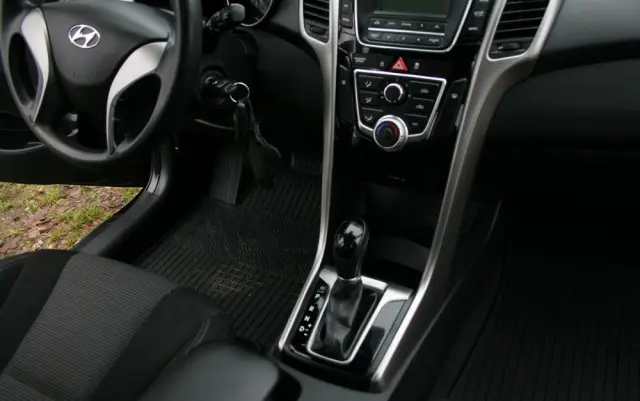 HYUNDAI I30 1.6 GDI Classic