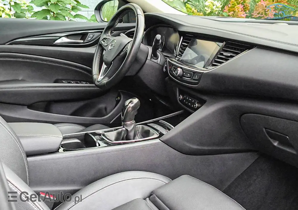 OPEL Insignia 1.6 ECOTEC Business Edition