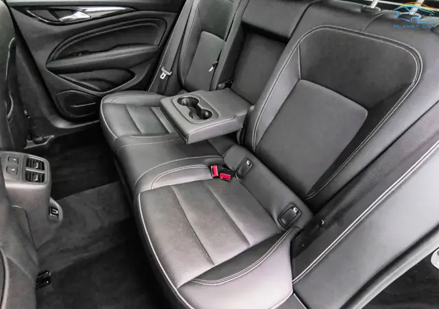 OPEL Insignia 1.6 ECOTEC Business Edition