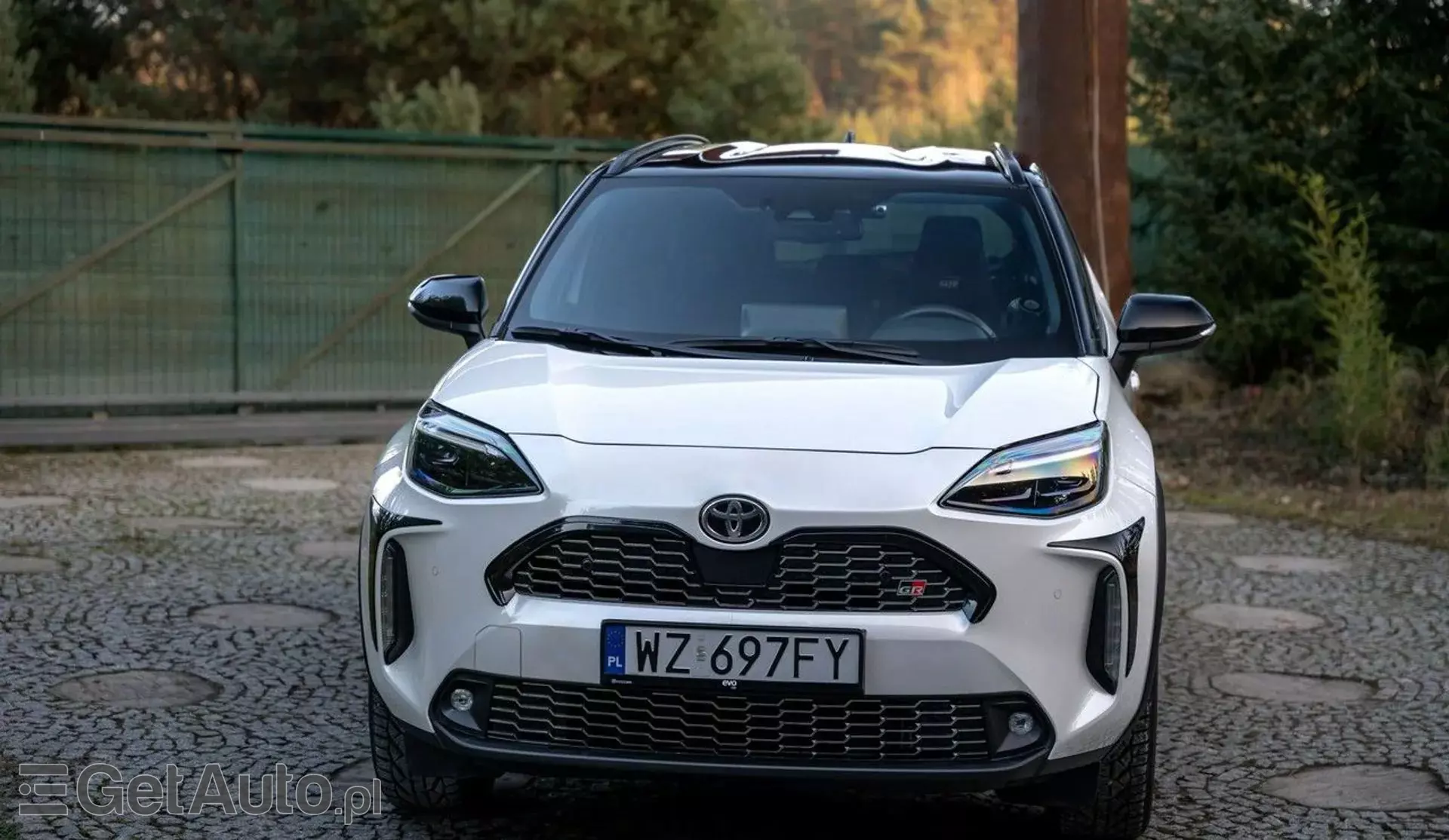 TOYOTA Yaris 1.5 (110 KM) Ethanol CVT