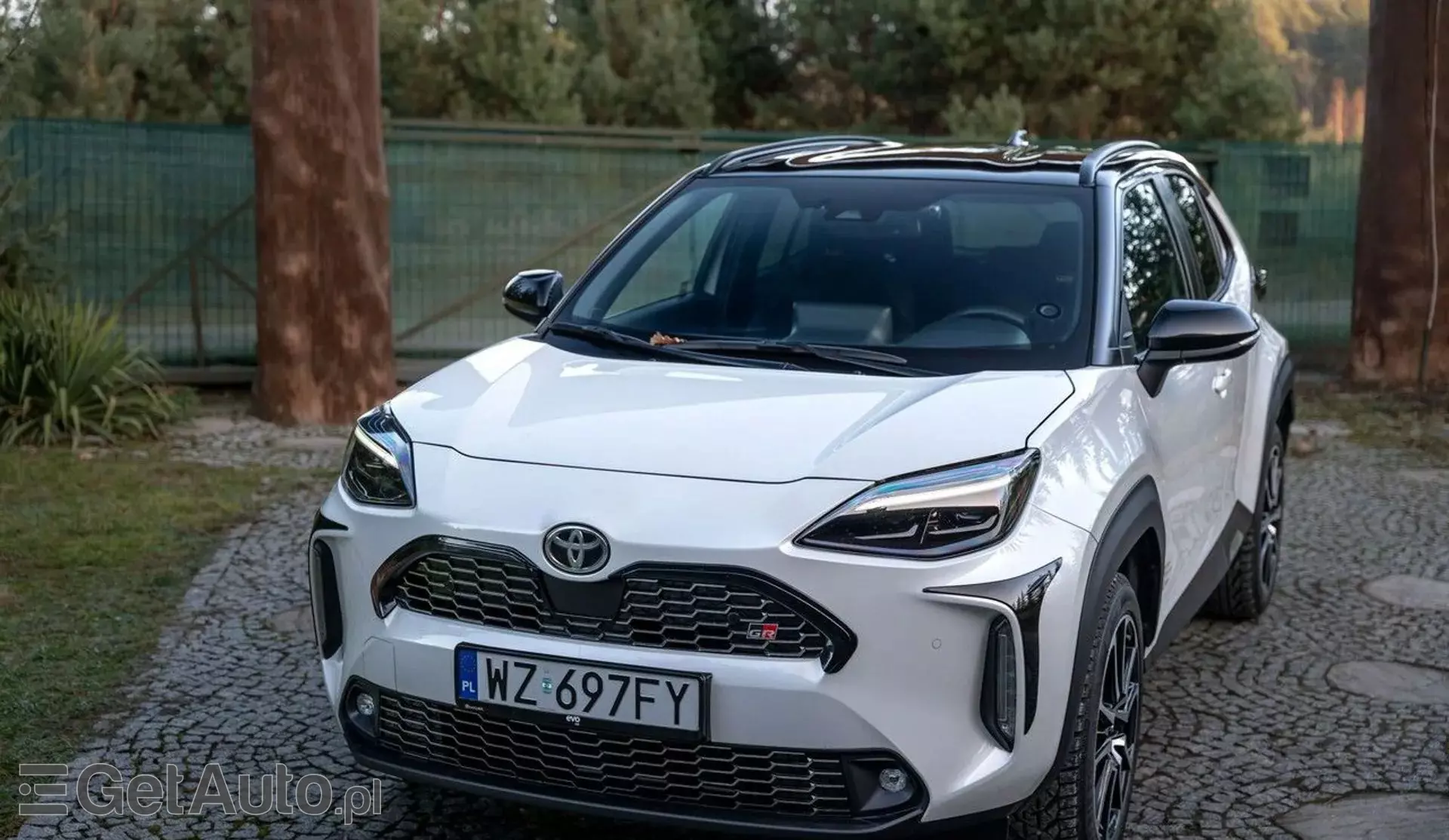 TOYOTA Yaris 1.5 (110 KM) Ethanol CVT