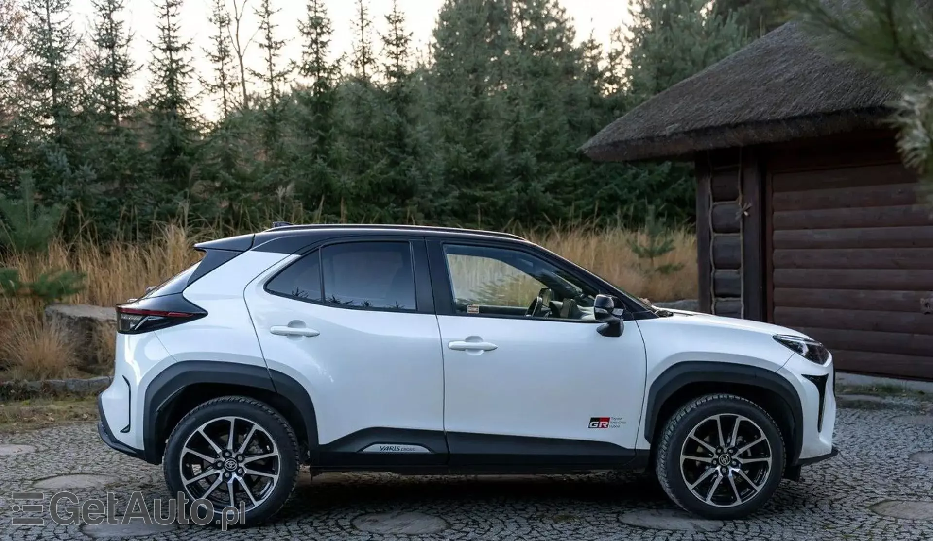 TOYOTA Yaris 1.5 (110 KM) Ethanol CVT