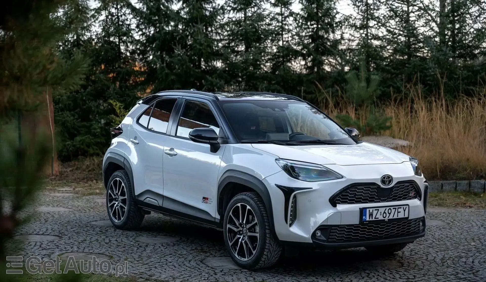 TOYOTA Yaris 1.5 (110 KM) Ethanol CVT