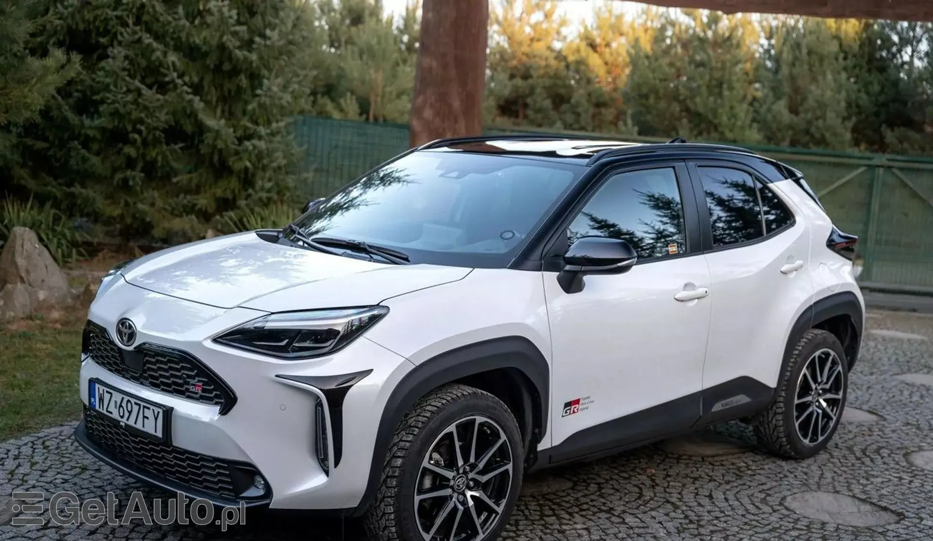 TOYOTA Yaris 1.5 (110 KM) Ethanol CVT