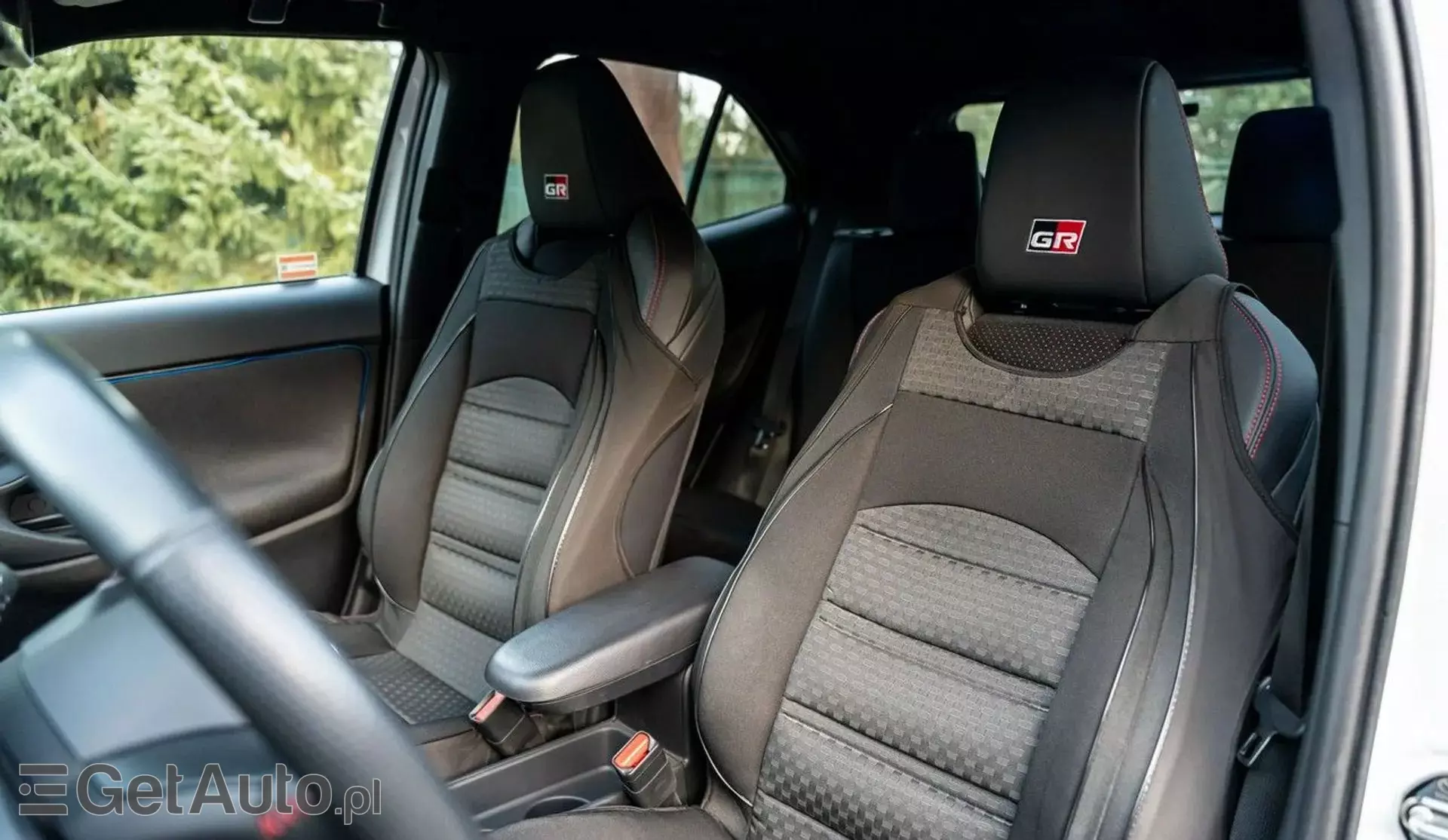 TOYOTA Yaris 1.5 (110 KM) Ethanol CVT