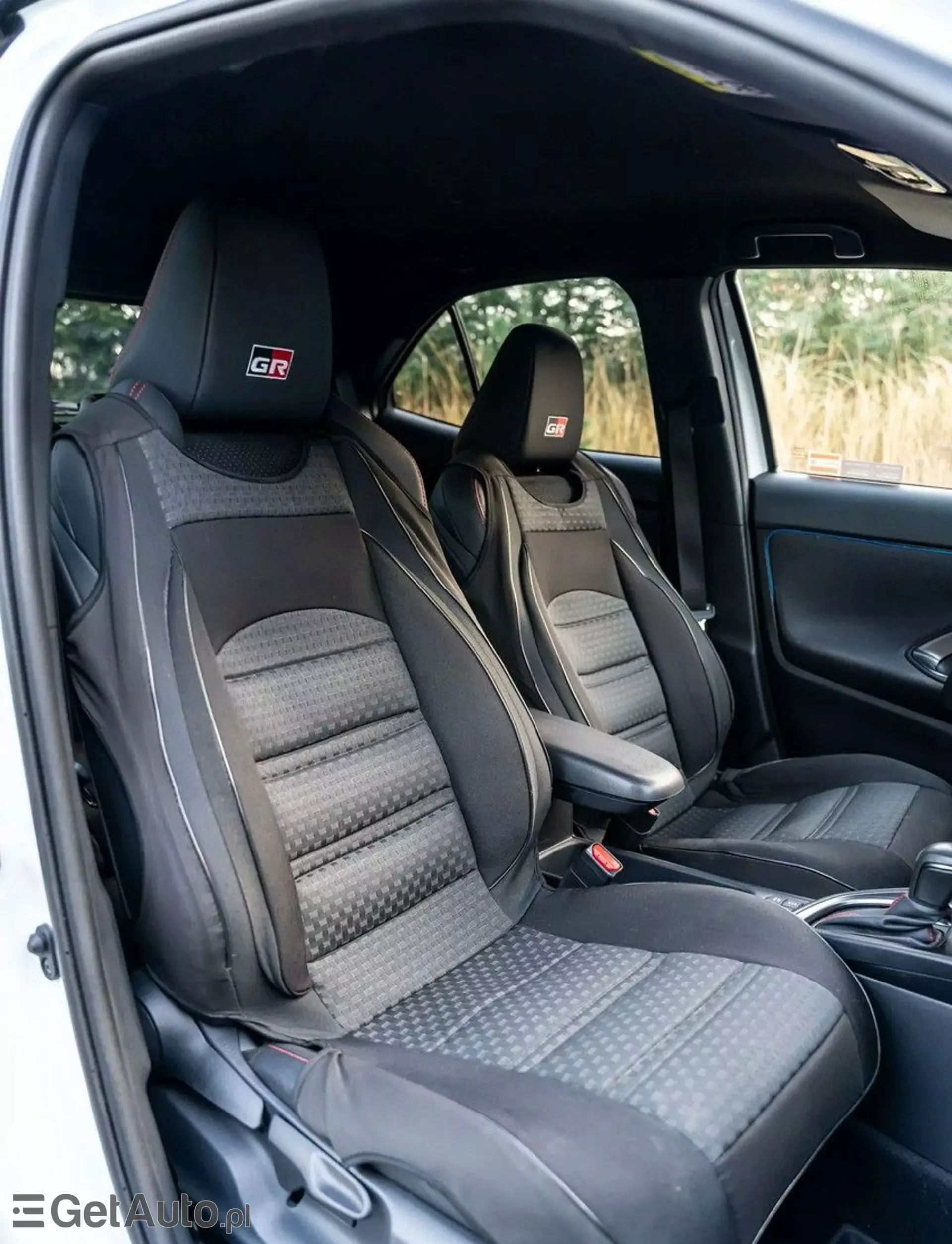 TOYOTA Yaris 1.5 (110 KM) Ethanol CVT