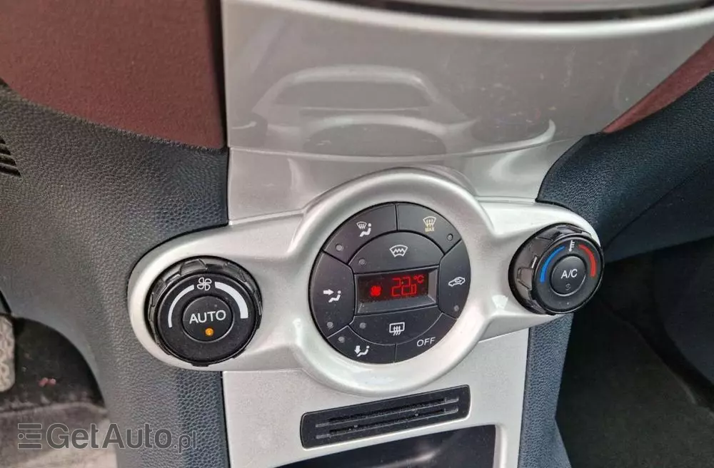 FORD Fiesta 1.25 Titanium X