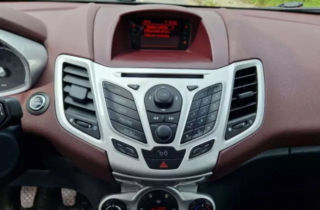 FORD Fiesta 1.25 Titanium X