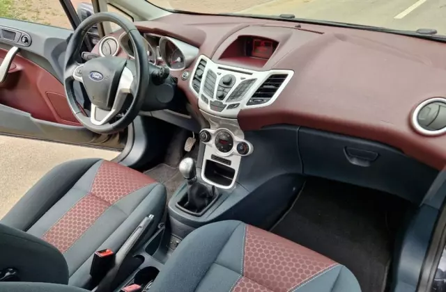 FORD Fiesta 1.25 Titanium X