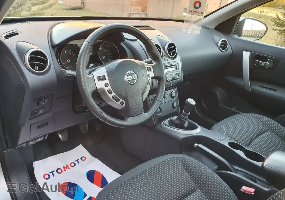NISSAN Qashqai 2.0 acenta