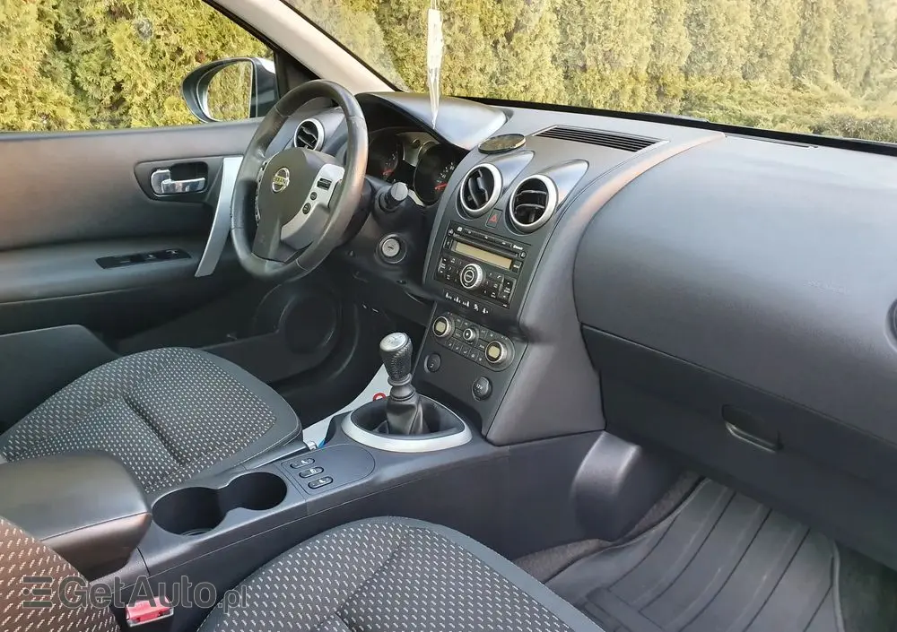 NISSAN Qashqai 2.0 acenta