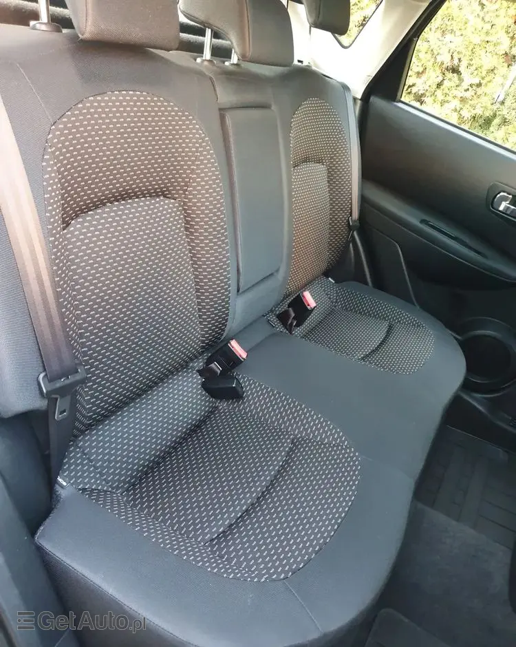 NISSAN Qashqai 2.0 acenta