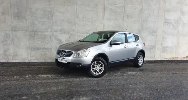 NISSAN Qashqai 2.0 acenta