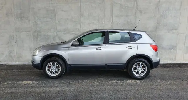 NISSAN Qashqai 2.0 acenta