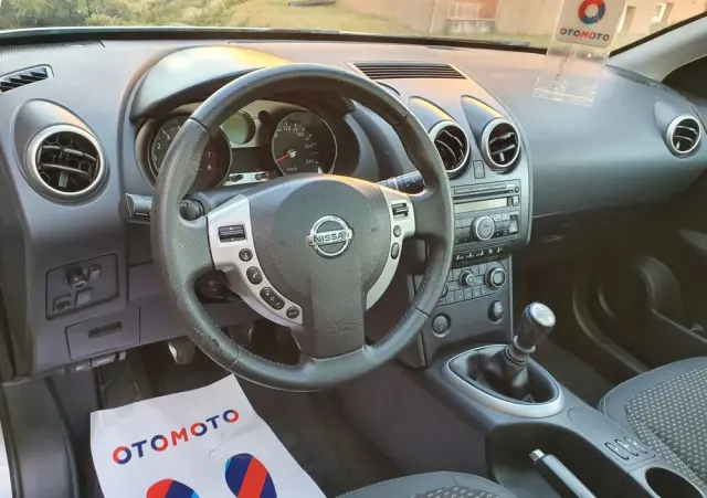 NISSAN Qashqai 2.0 acenta