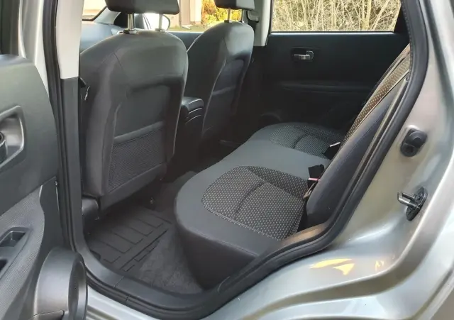 NISSAN Qashqai 2.0 acenta