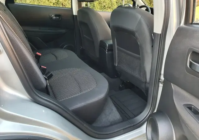 NISSAN Qashqai 2.0 acenta