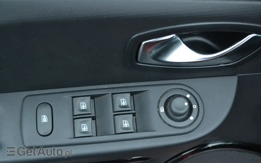 RENAULT Clio (Energy) dCi 90 Start & Stop EDC INTENS