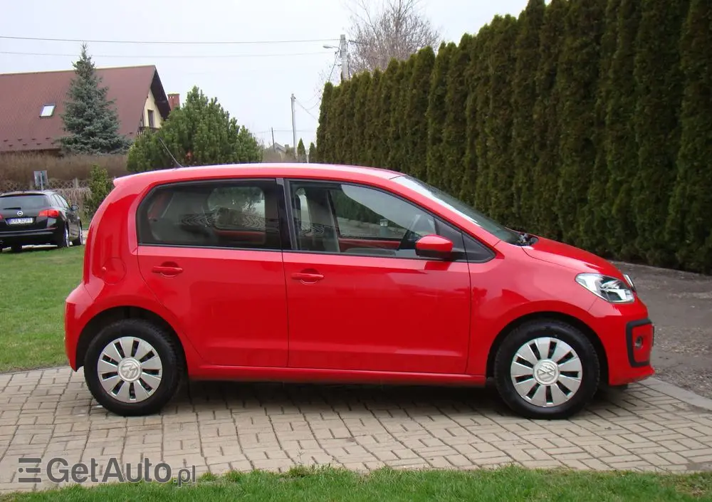 VOLKSWAGEN Up! 
