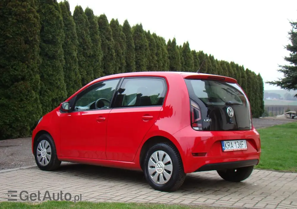 VOLKSWAGEN Up! 