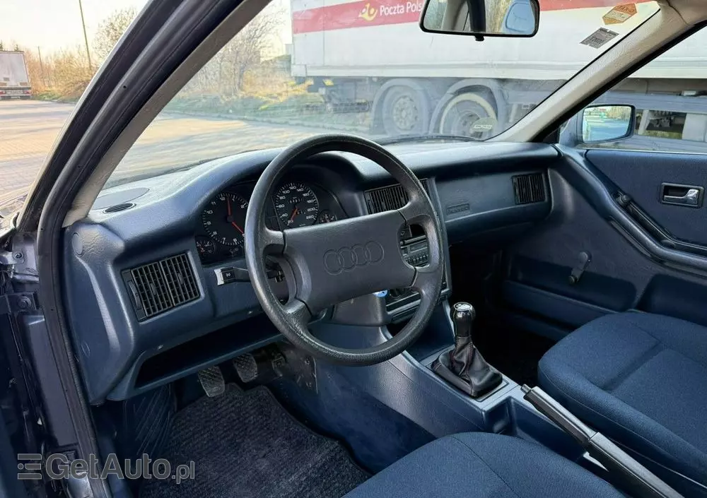 AUDI 80 