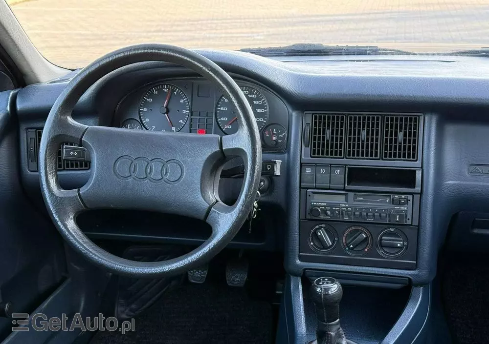 AUDI 80 