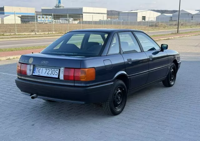 AUDI 80 