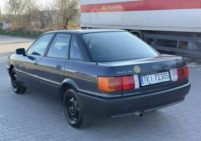 AUDI 80 