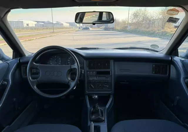 AUDI 80 