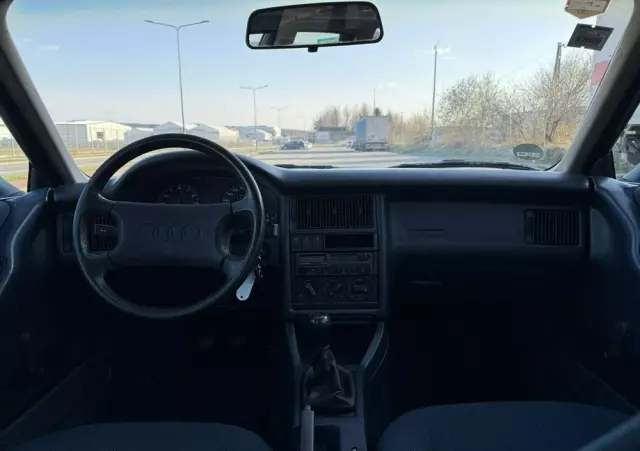 AUDI 80 