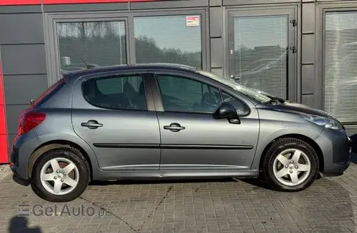 PEUGEOT 207 