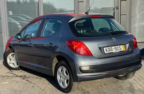 PEUGEOT 207 
