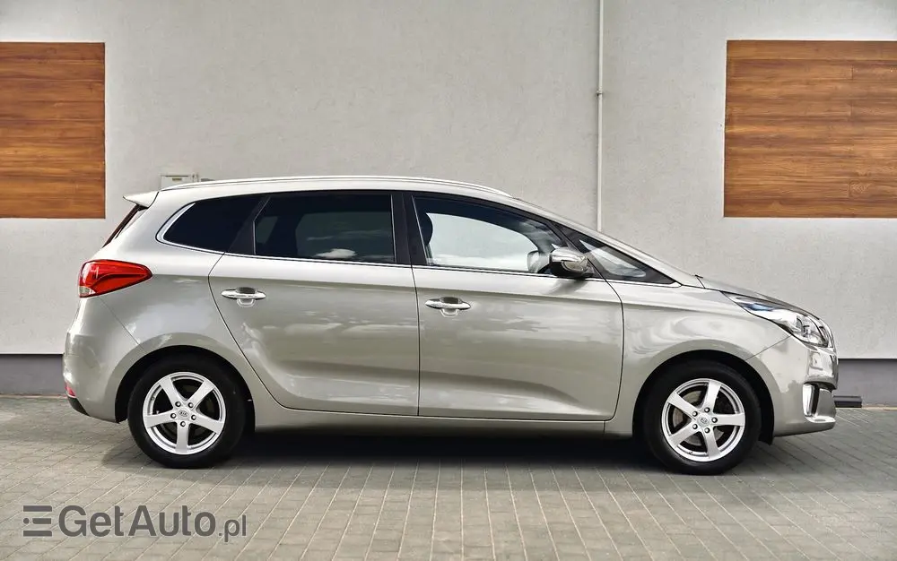 KIA Carens 1.6 GDI Attract