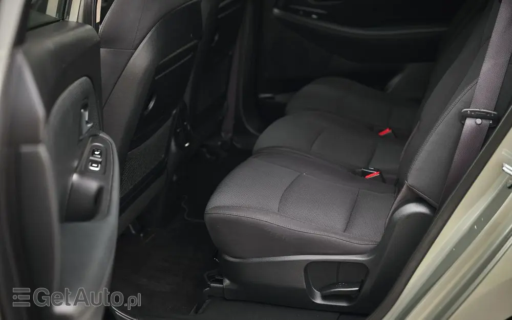 KIA Carens 1.6 GDI Attract