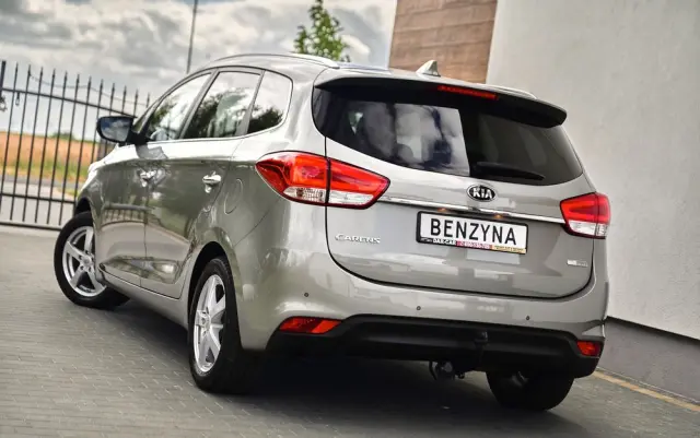 KIA Carens 1.6 GDI Attract