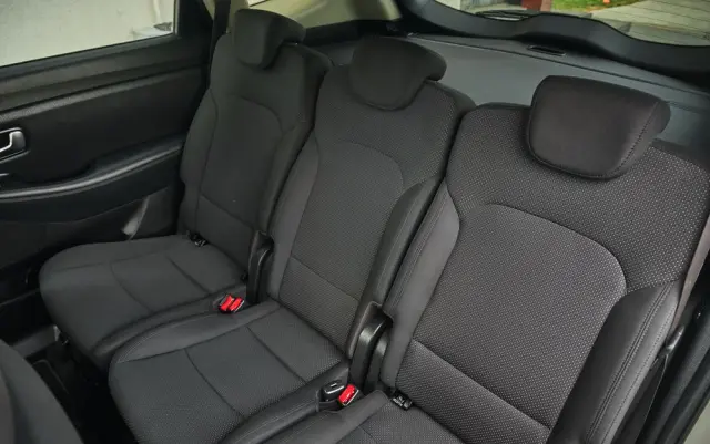 KIA Carens 1.6 GDI Attract