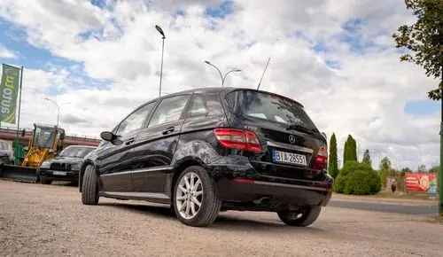 MERCEDES-BENZ Klasa B 