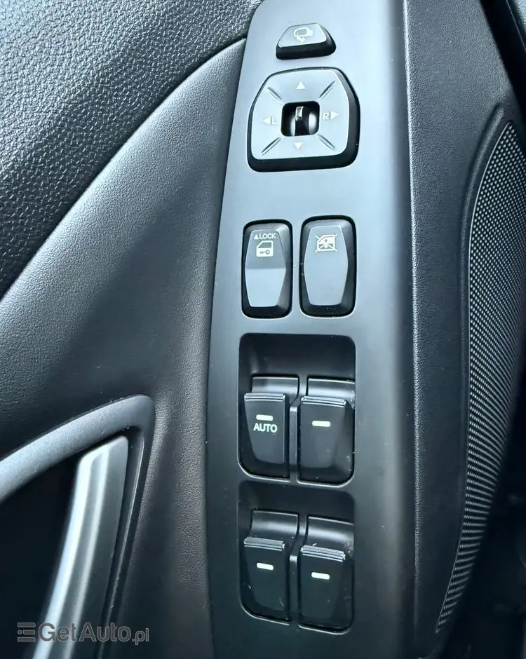 HYUNDAI Ix35 2.0 4WD Automatik Premium