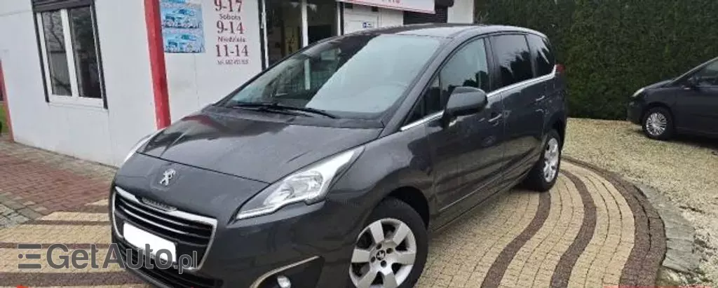 PEUGEOT 5008 