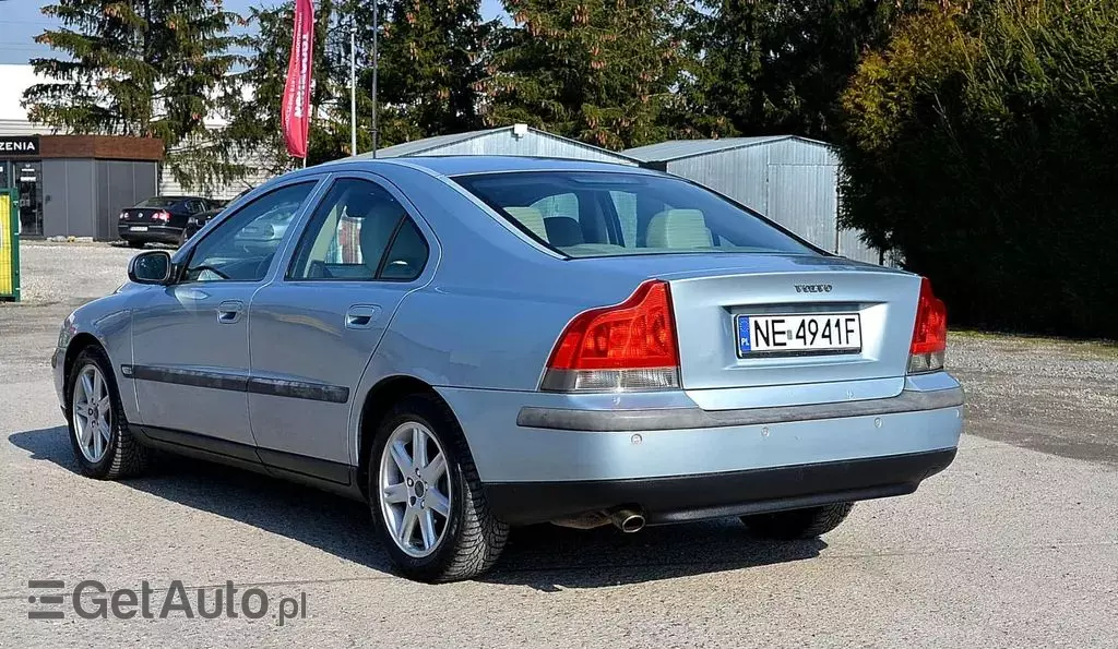 VOLVO S60 