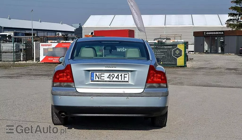 VOLVO S60 