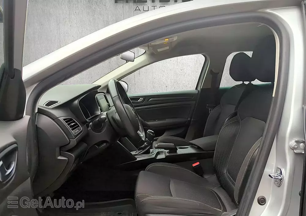 RENAULT Megane ENERGY TCe 130 LIMITED