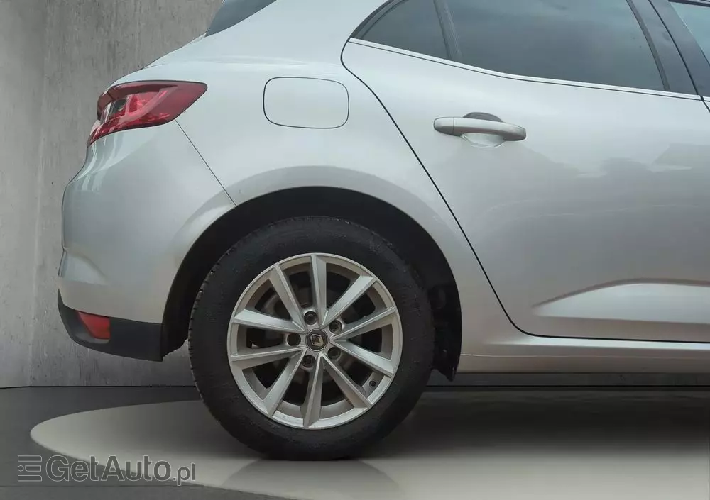 RENAULT Megane ENERGY TCe 130 LIMITED