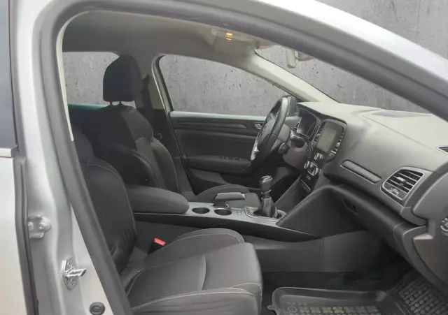 RENAULT Megane ENERGY TCe 130 LIMITED