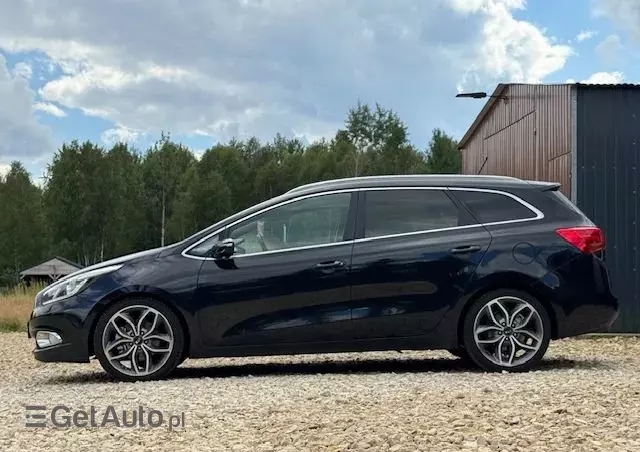 KIA Ceed 1.6 CRDi 128 ISG SW Platinum Edition