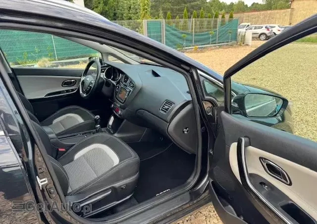 KIA Ceed 1.6 CRDi 128 ISG SW Platinum Edition