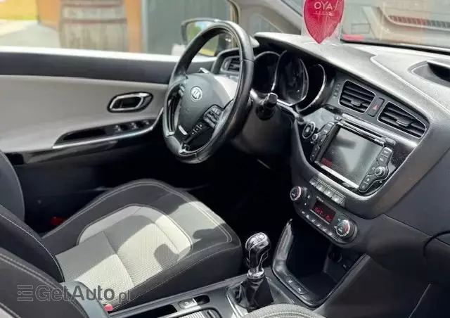 KIA Ceed 1.6 CRDi 128 ISG SW Platinum Edition