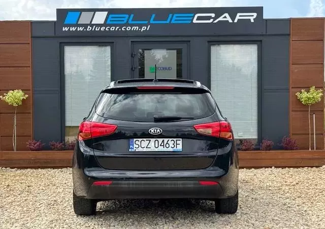 KIA Ceed 1.6 CRDi 128 ISG SW Platinum Edition