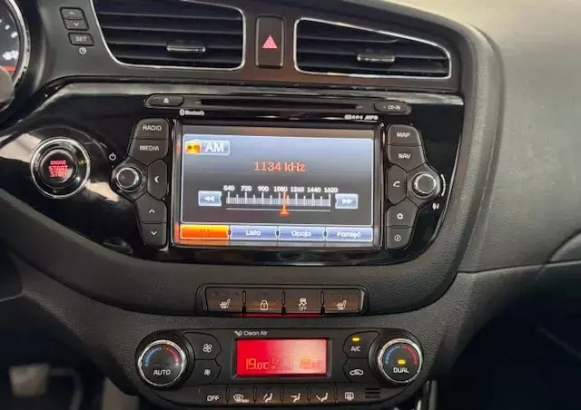 KIA Ceed 1.6 CRDi 128 ISG SW Platinum Edition